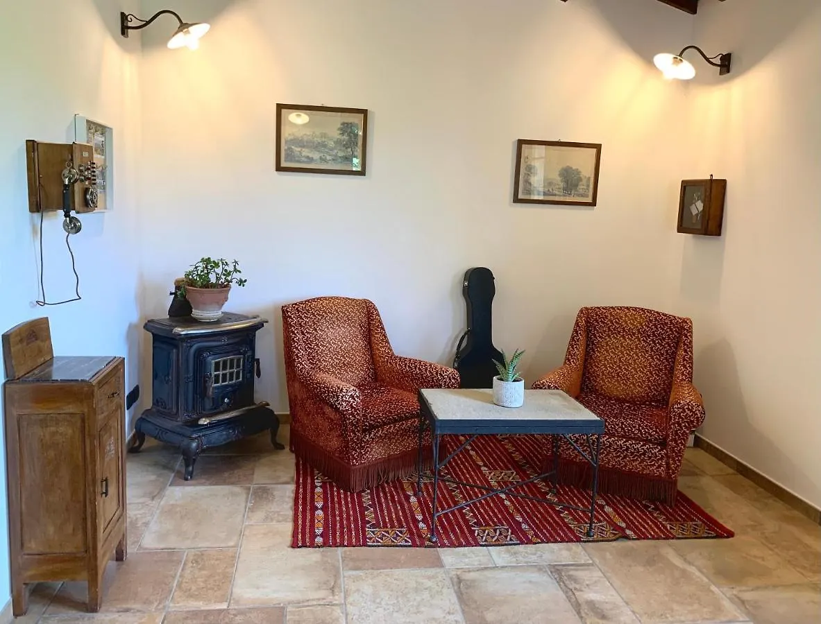 B&B Lavanda E Rosmarino Capolona 0*,  Italy