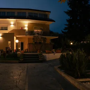 Le Pernici , Nicolosi Italie